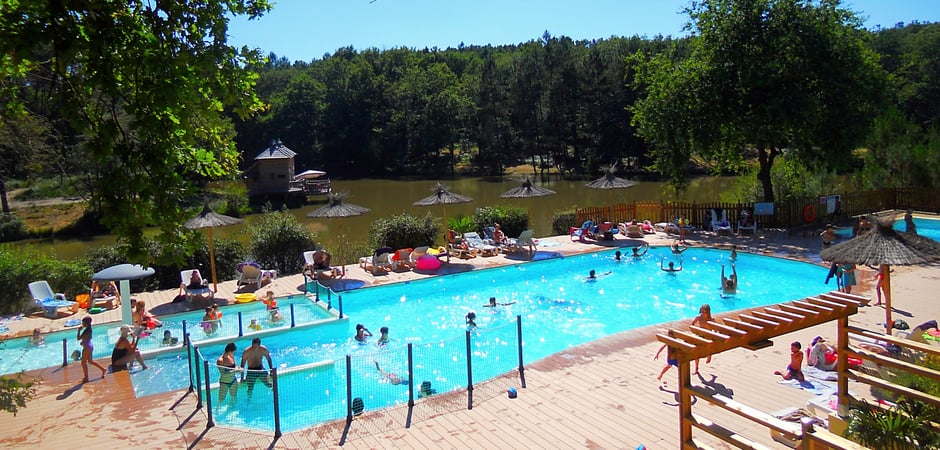 Heated swimming-pool