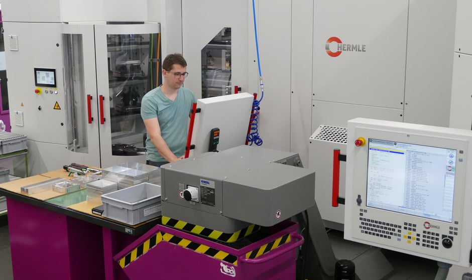 Rogenmoser Feinmechanik CNC-Fräsen bis 5 Achsen für Teile aus Stahl, Kunststoff, Aluminium, Buntmetalle