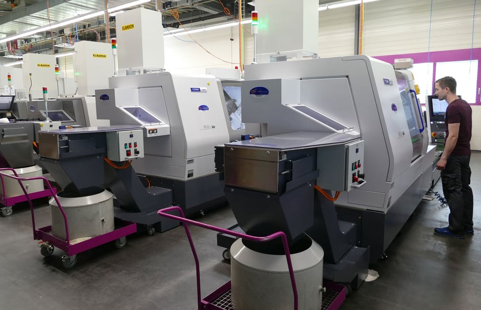 CNC Drehmaschinen bis 18 Achsen und Drehdurchlass bis 32 mm