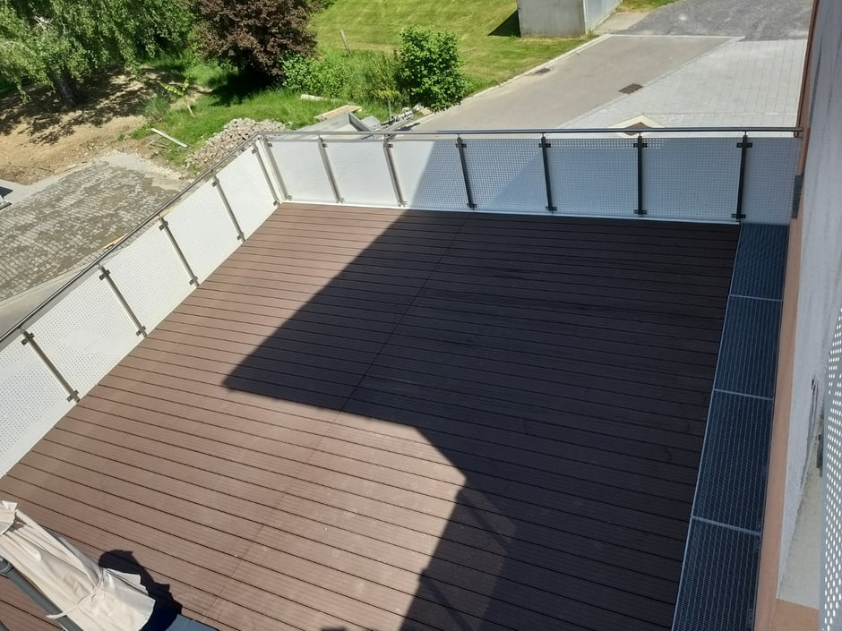 Terrassen WPC Holzterrasse Geländer Balkone