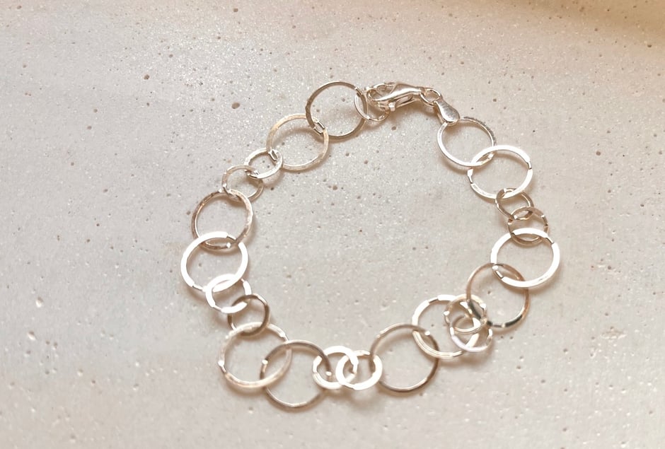 Silberarmband mit runden Gliedern aus 925 Silber