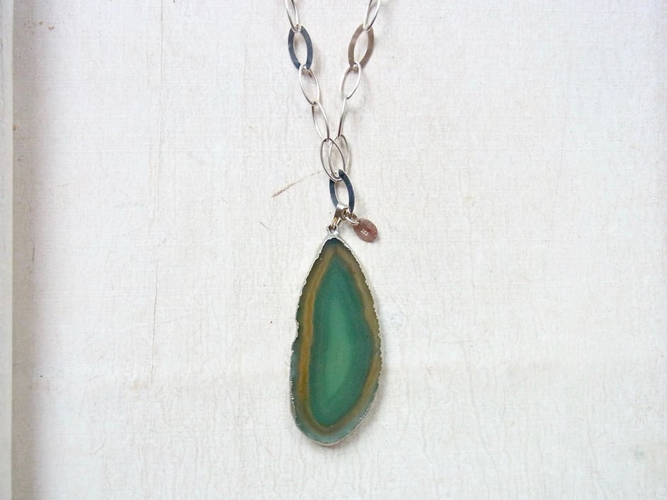 Kette mit grüner Achat Scheibe Anhänger Silber