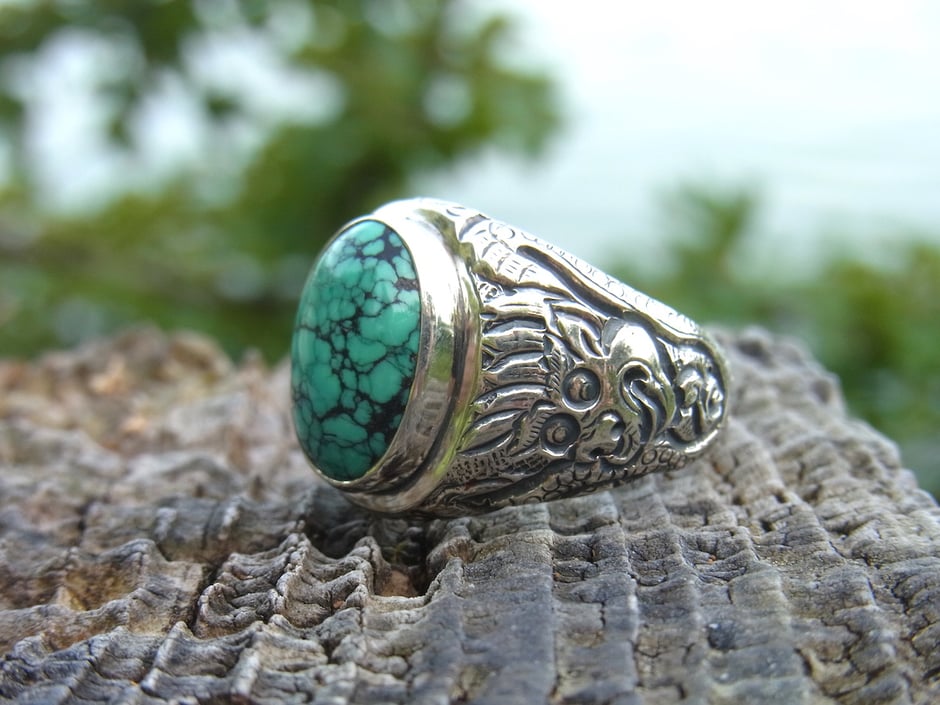 Ring mit Drache Gravur mit Türkis Silber