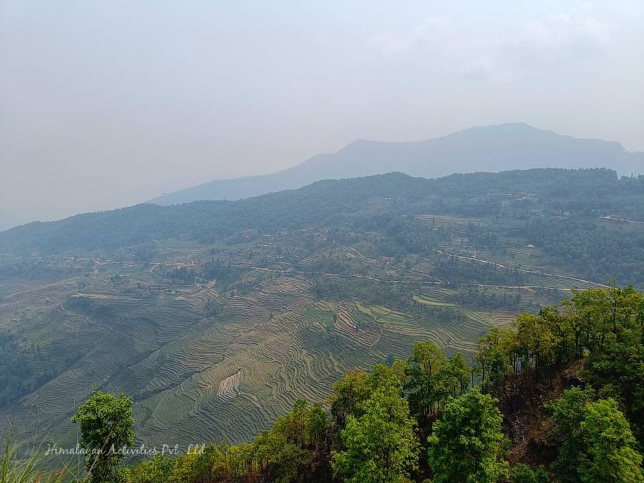 ガーレガウンへ向かう途中の見事な棚田