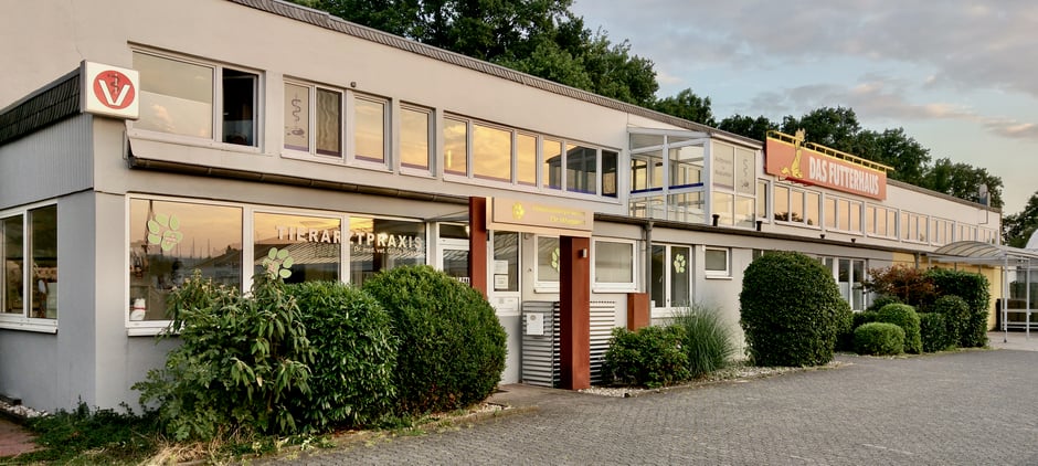 Ihr Tierarzt in Sankt Augustin/Niederpleis – unsere Praxis von außen