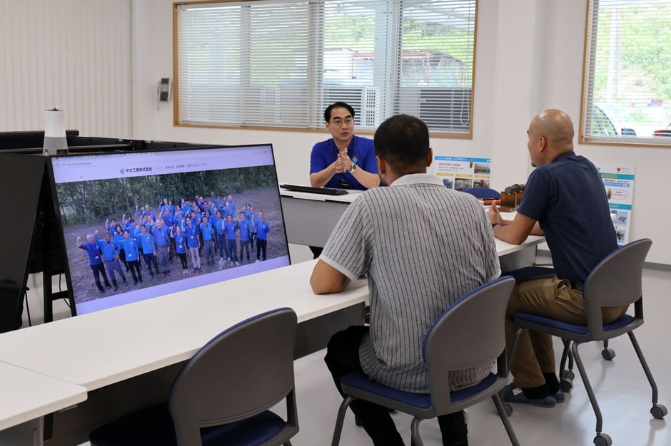 動画やパンフレットを交え説明しました