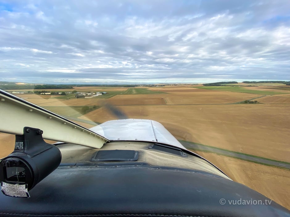 AC Sens - Les Renards à Pont-Sur-Yonne (LFGO) - Courte finale 32L