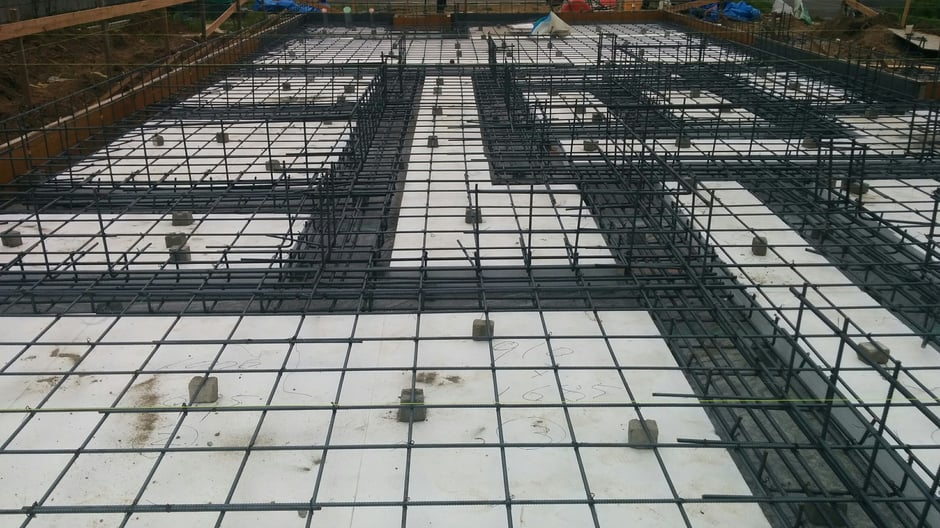 基礎断熱　地面