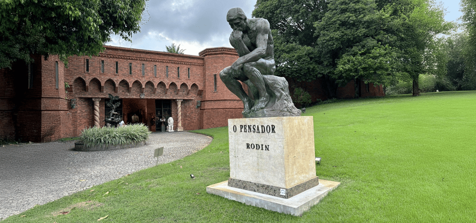 castelo brennand, instituto brennand, o pensador, auguste rodin, david, michelangelo, museu mais bonito, recife, brasil, coleção de armamento, ricardo brennand