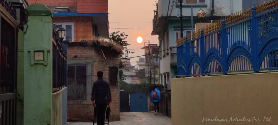 カトマンズの朝日