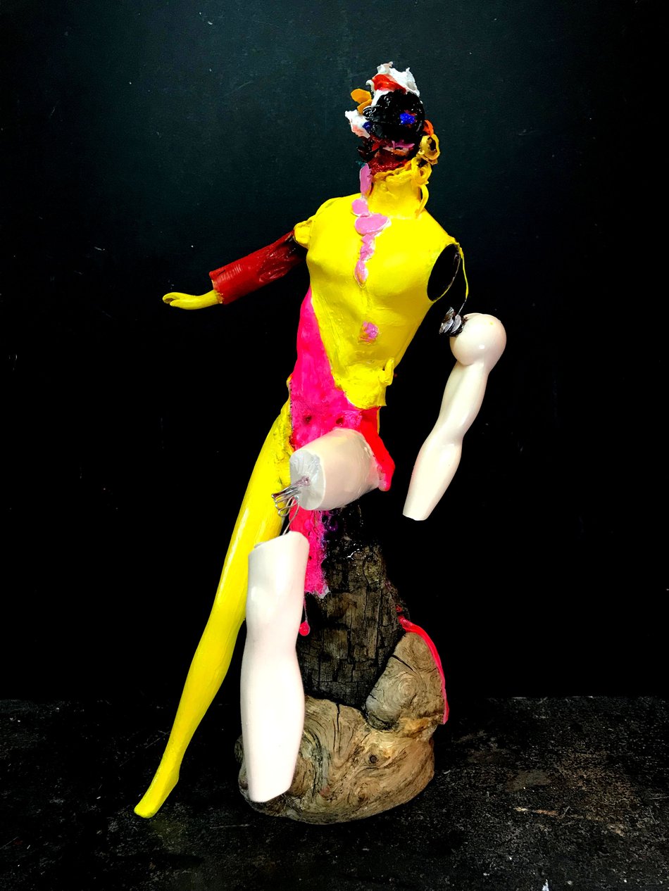 Skulptur, Mixedmedia,Abstrakt, Art, Kunst, Acryl, Saleart, Ausstellung, Artcollectors, Barbie,Puppe,Contemporary,Abstraktekunst,Galerie,Galerieart,Wood,Holz