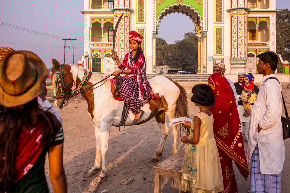 Shrines in UP, India  © François Struzik - simply human