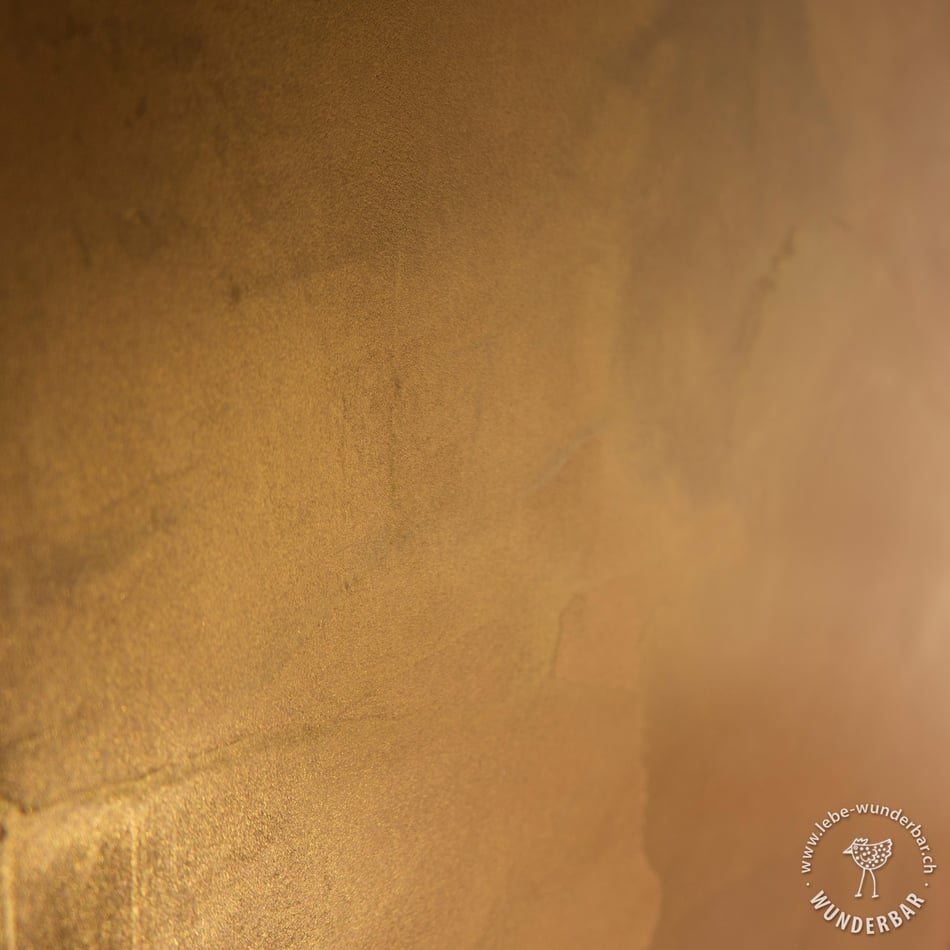 Kupfergold an Kalkspachtel Wandverkleidung Wandgestaltung lebewunderbar Zürich