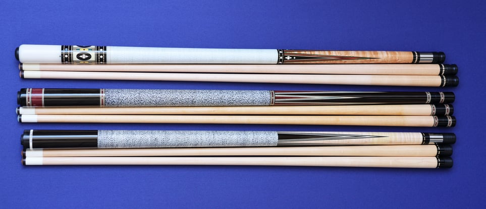 上から、アンチョークドのタッド・サウスウェスト・ザンボッティ