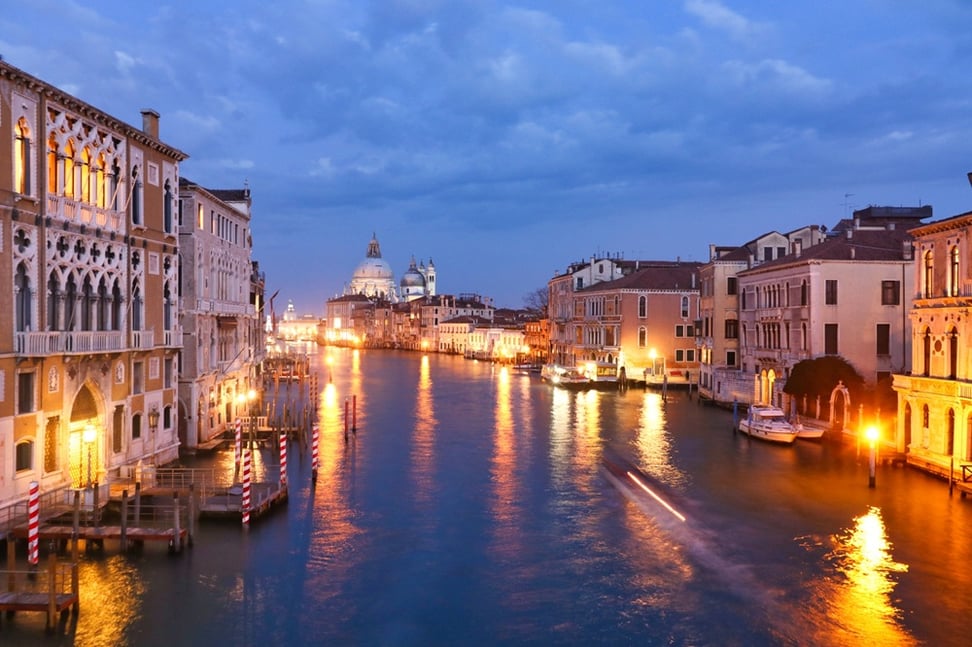 イタリア・ベネチアの美しい夕暮れ