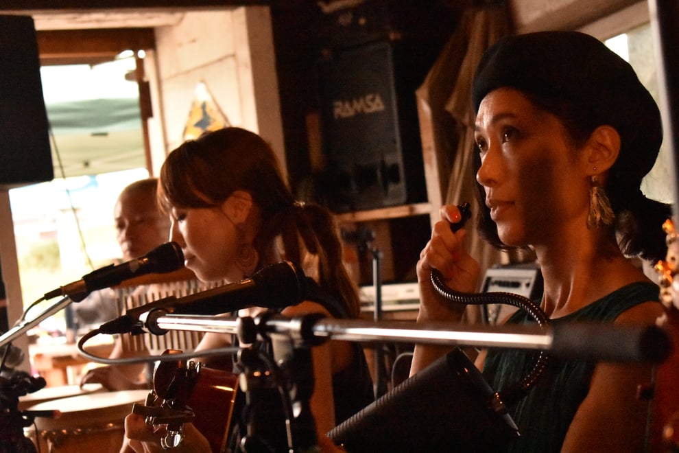 プカプカキッチンSUMMERCEREMONY♬  オクラとイチゴとカルダモンwithDAI