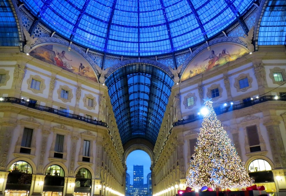 ミラノ　ガッレリア　クリスマス