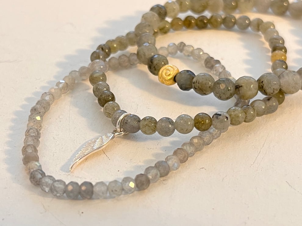 Handgefertigte Armbänder mit Labradorit