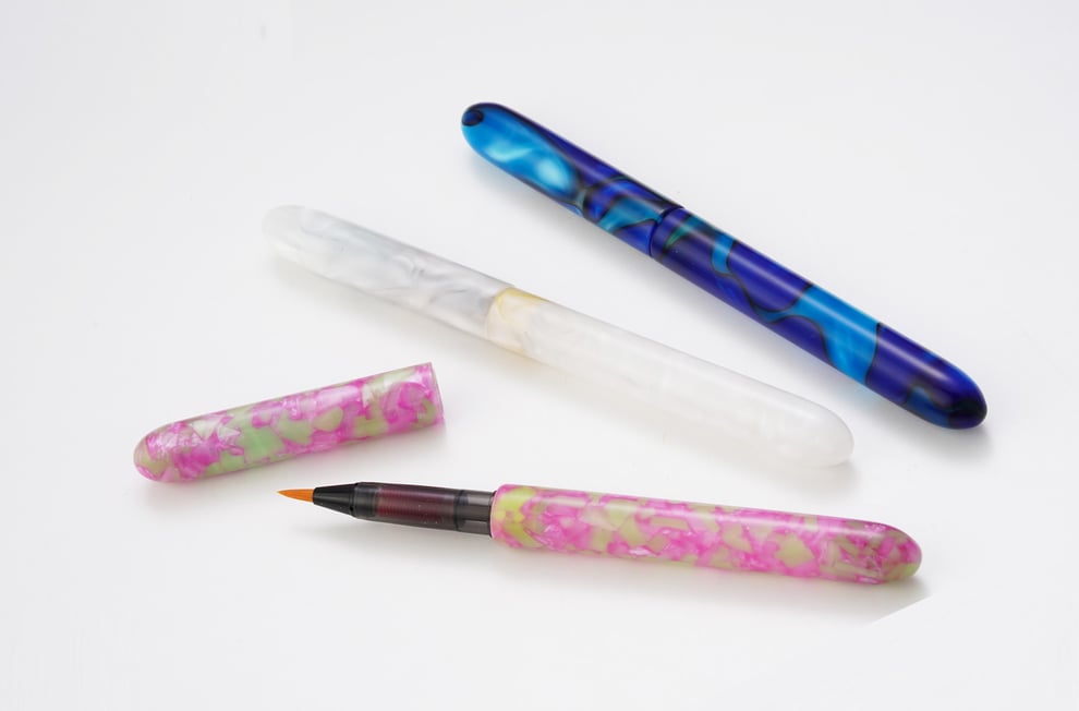 エフスタイル　ハンドメイド　メイドインジャパン　日本製　スワロフスキー　リング　贈りもの　入学 就職　お祝い　プレゼント　父の日　ギフト　母の日　敬老の日　ご褒美　こだわり　おしゃれ　おすすめ　オフィス　オリジナル　かわいい　クラフト 　手づくり 　クリスマス　 日本　 ネット 　ペン 　ボールペン　 レディース 　メンズ 　ステキ 　女性　 会社 　工房 　高級　 細工 　作家 　作品　 手作り 種類　商品　小物　職人　人気　製品　専門　珍しい　通販　アクリル　ファッション　文具　面白い