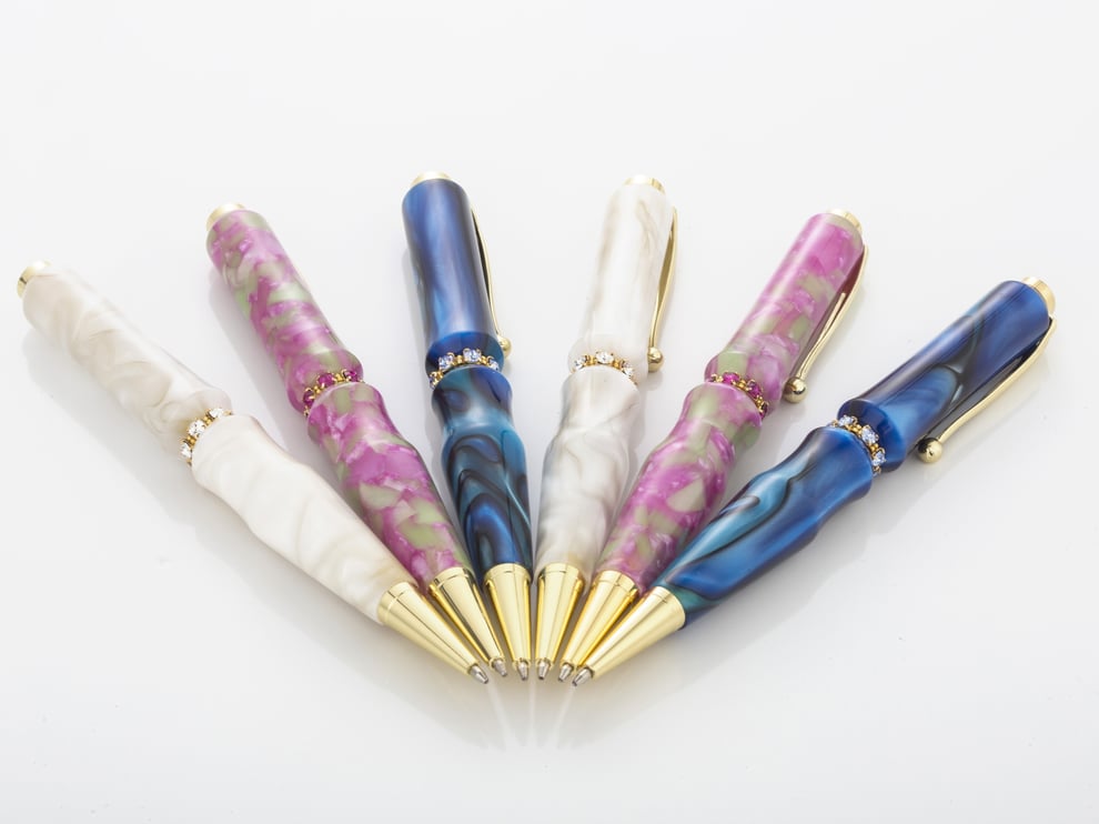 エフスタイル　ハンドメイド　メイドインジャパン　日本製　スワロフスキー　リング　贈りもの　入学 就職　お祝い　プレゼント　父の日　ギフト　母の日　敬老の日　ご褒美　こだわり　おしゃれ　おすすめ　オフィス　オリジナル　かわいい　クラフト 　手づくり 　クリスマス　 日本　 ネット 　ペン 　ボールペン　 レディース 　メンズ 　ステキ 　女性　 会社 　工房 　高級　 細工 　作家 　作品　 手作り 種類　商品　小物　職人　人気　製品　専門　珍しい　通販　アクリル　ファッション　文具　面白い